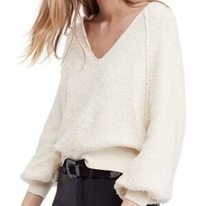 Free People Found My Friend Slouchy Popcorn V-Neck Sweater Cream Size Large